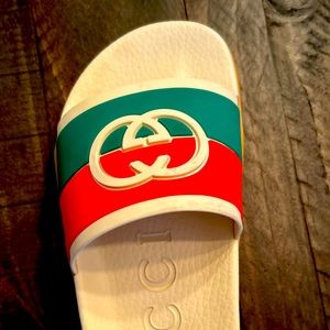 Gucci Red and Green Slide Sandals